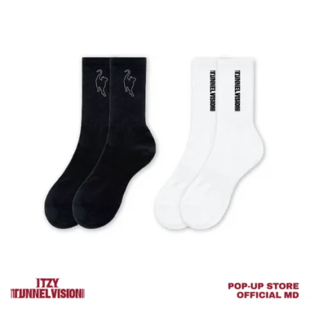 ITZY Tunnel Vision Pop-Up Store socks set including black and white cotton pairs